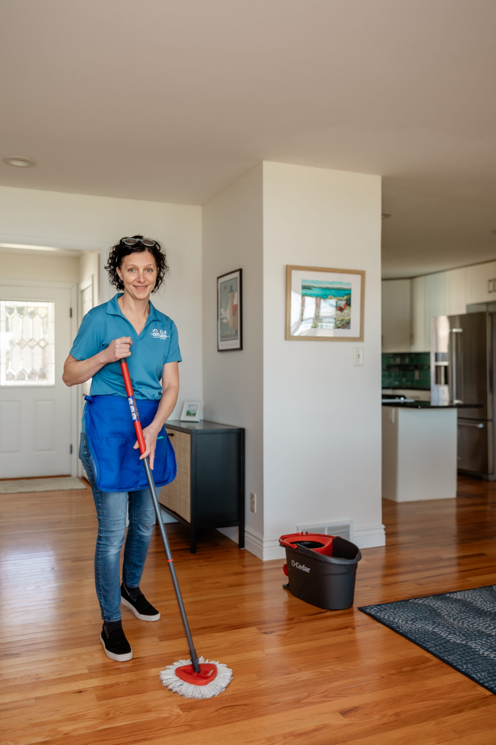 Orchard technician at work during a Cedar house cleaning